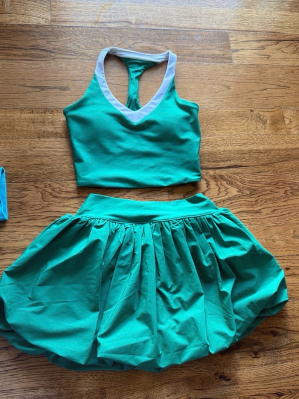Women’s Abercrombie and Fitch YPB Green Two-Piece Crop Top and Skirt Set XS